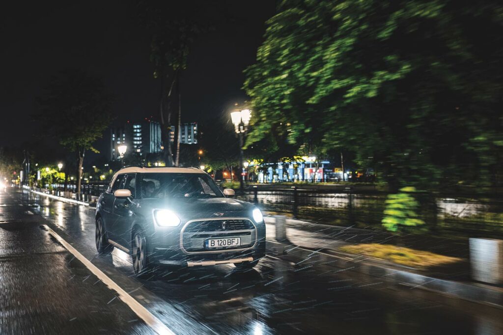 MINI Niught Drive - Ramona Copil AutoExpert