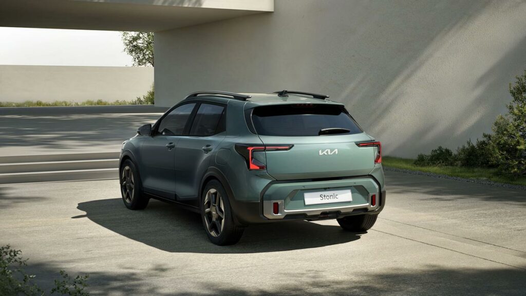 Kia Stonic, model 2026 AutoExpert 
