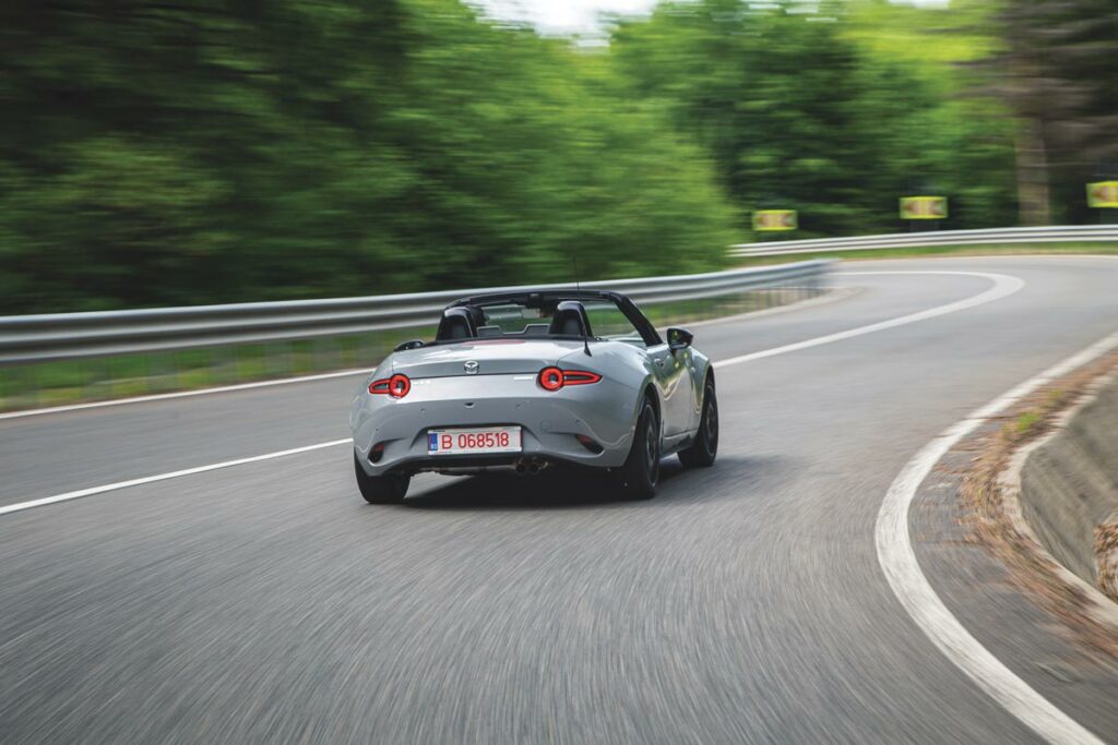 Mazda MX-5 AutoExpert