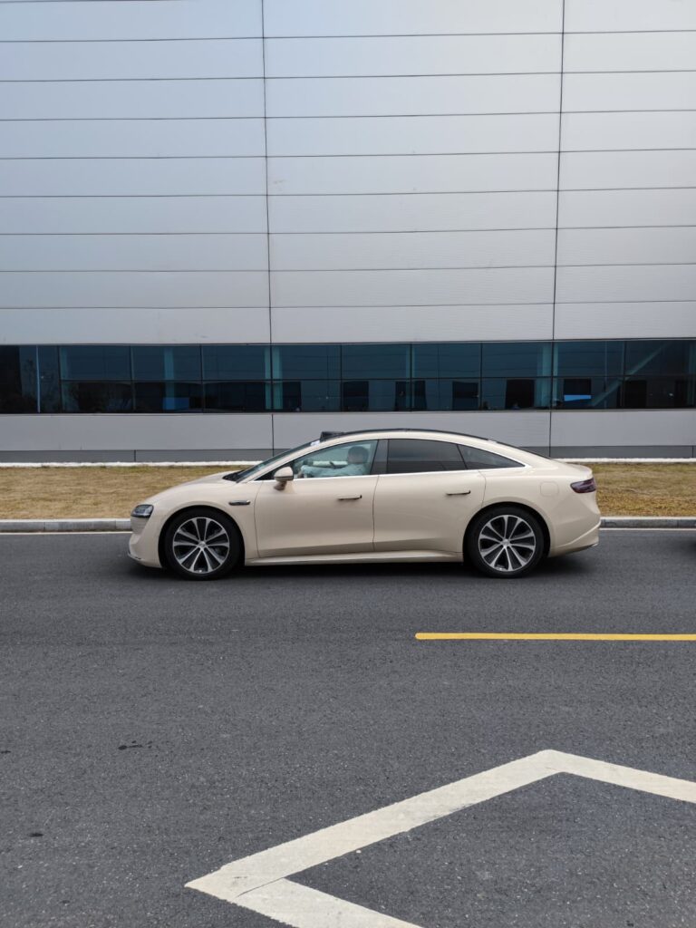 Conducerea autonoma Luxeed China Chery AutoExpert