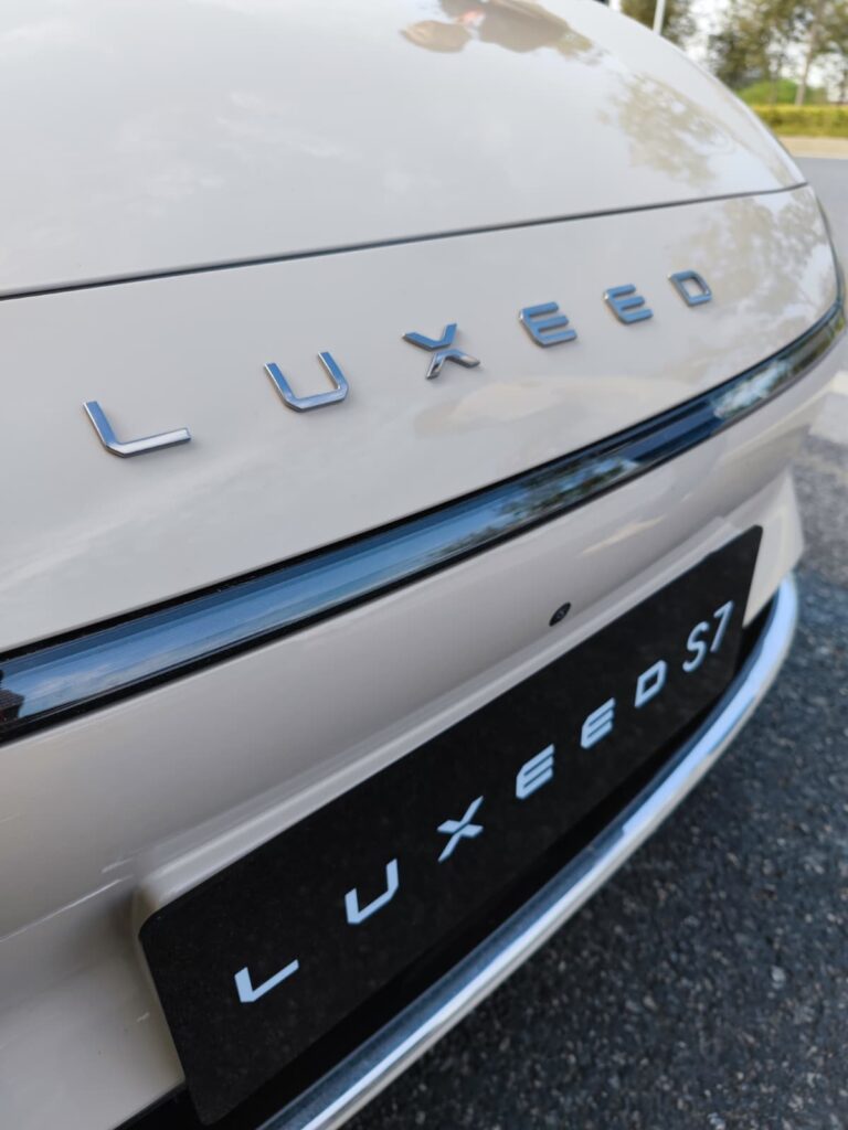 Conducerea autonoma Luxeed China Chery AutoExpert