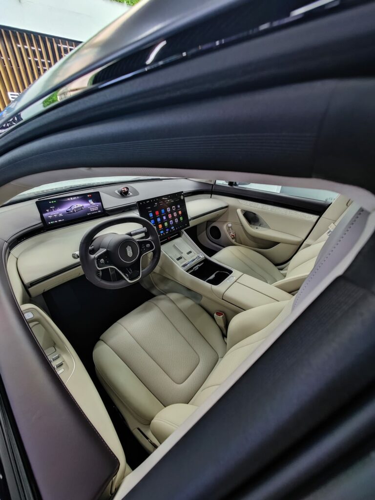 Conducerea autonoma Luxeed China Chery AutoExpert