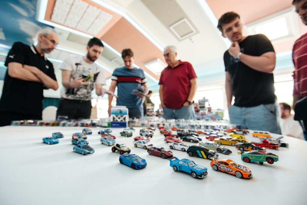 Collectify AutoExpert eveniment machete auto