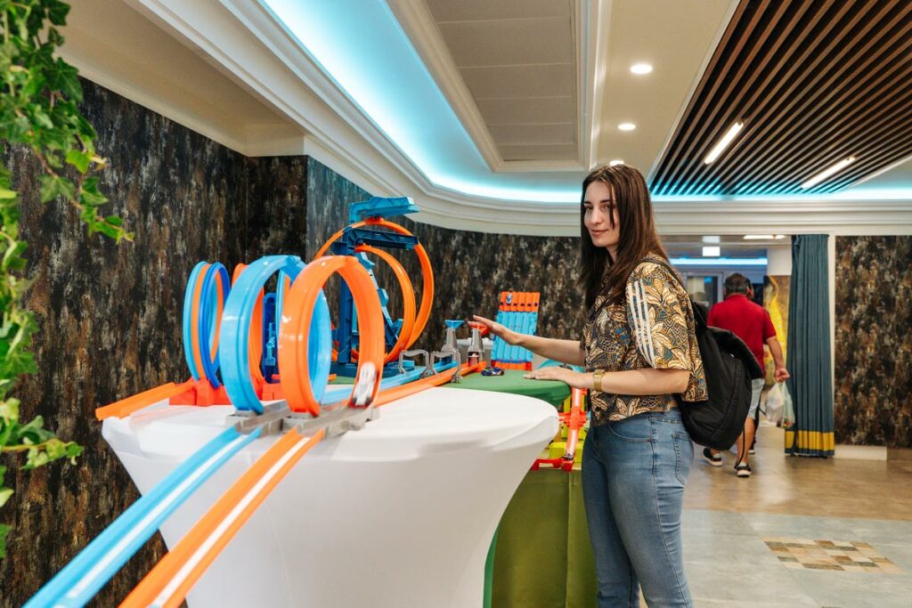 Collectify AutoExpert eveniment machete auto