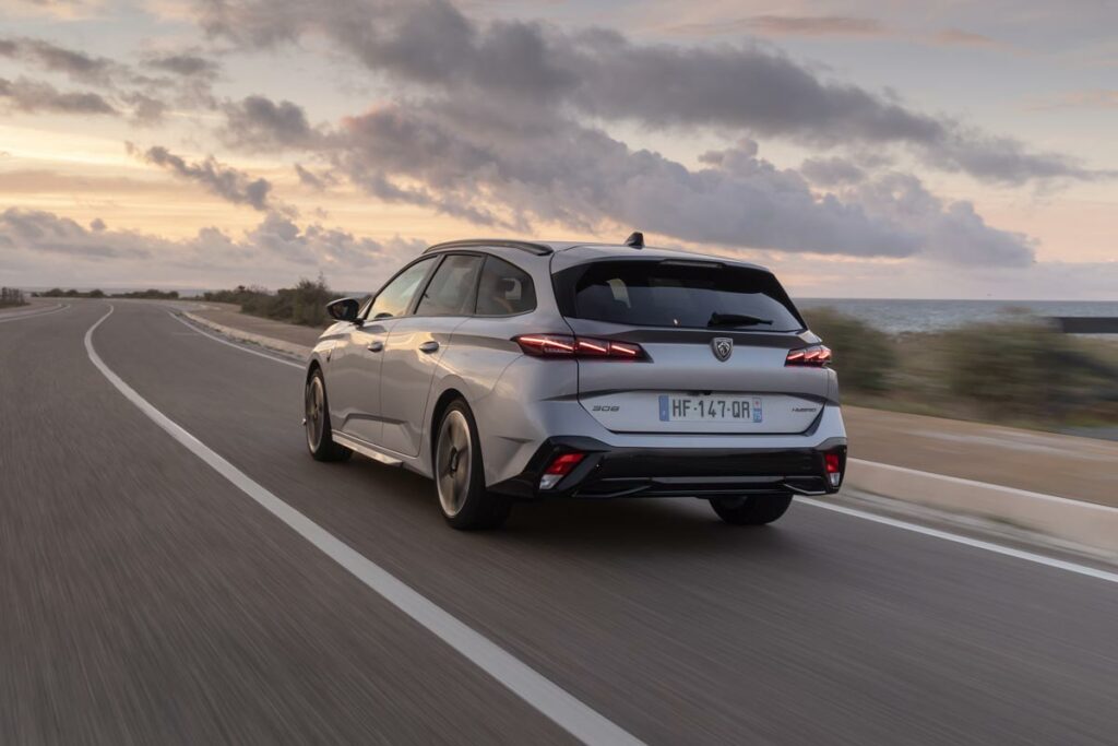 Peugeot 308 SW facelift 2026 AutoExpert