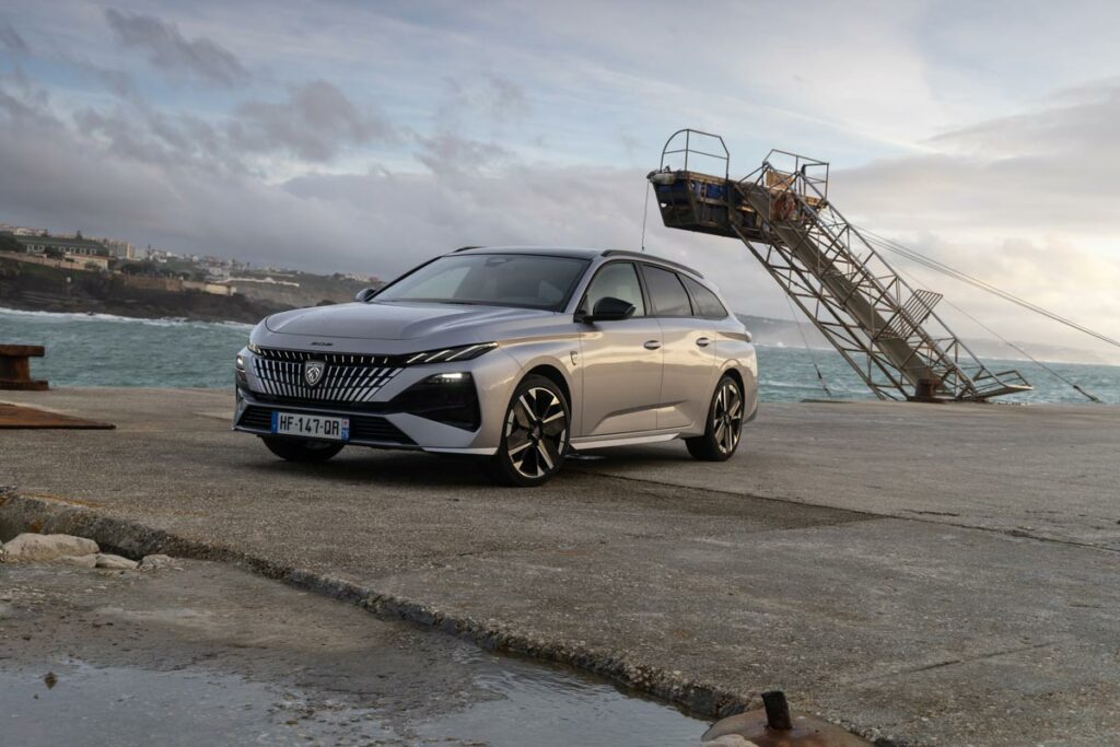 Peugeot 308 SW facelift 2026 AutoExpert