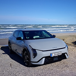Kia EV4 