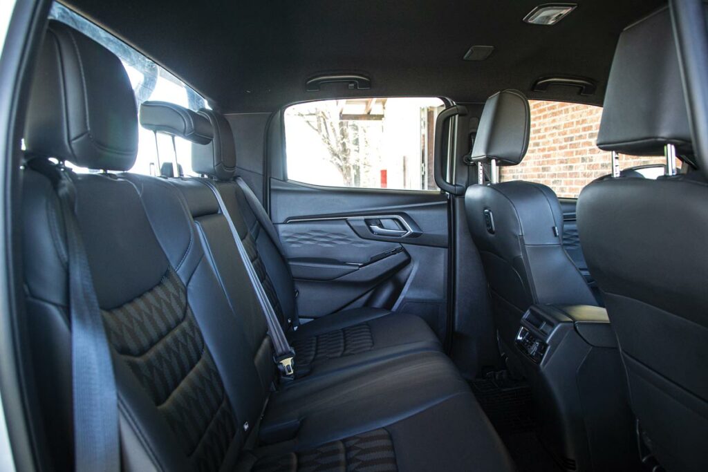 Comparativ Pick-upuri Isuzu D-Max AutoExpert