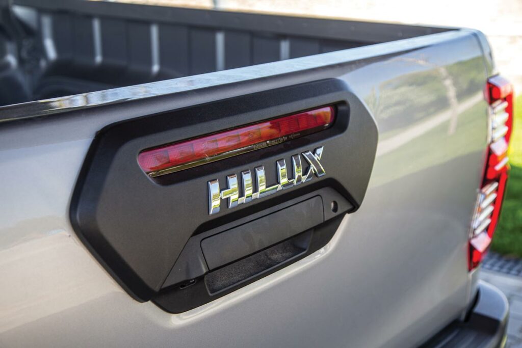 Comparativ Pick-upuri Toyota Hilux AutoExpert