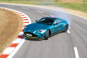 Aston Martin Vantage