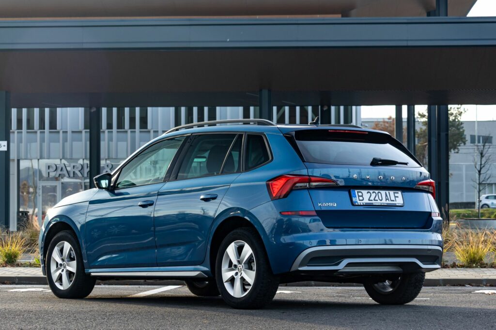 mașini de închiriat