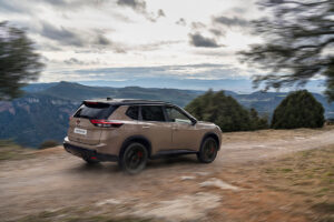 Nissan X-Trail AutoExpert