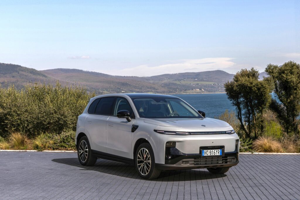 Leapmotor B10 Hybrid EV