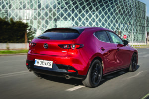 Mazda3 2.5 eSkyactiv-G AutoExpert