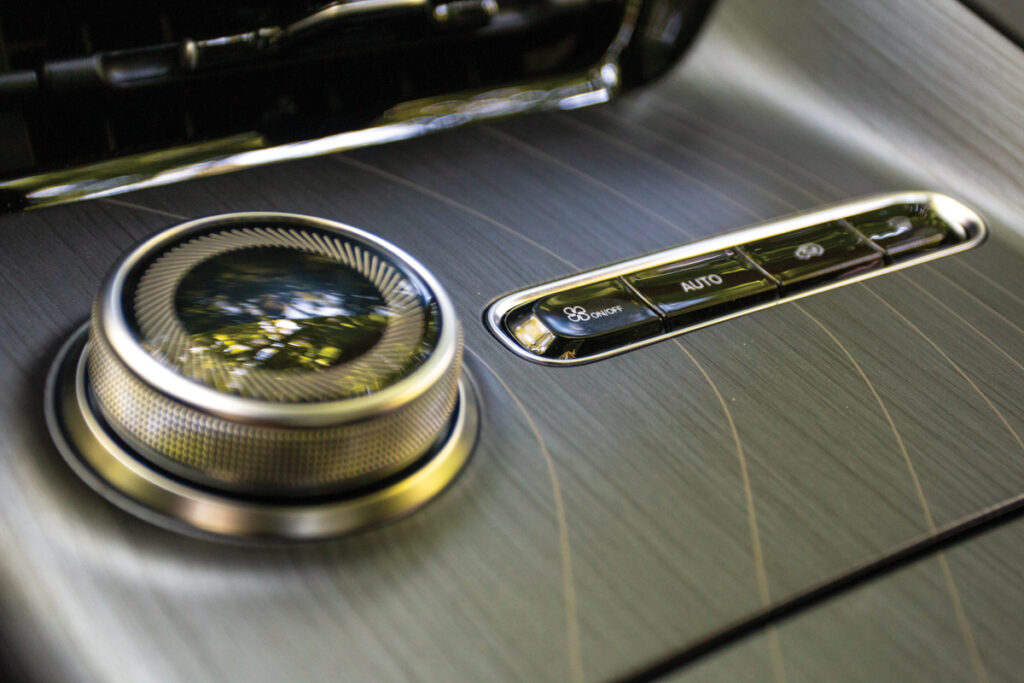 Test Geely EX5 AutoExpert