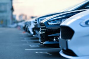 Studiu DKV Mobility privind mobilitatea electrica AutoExpert