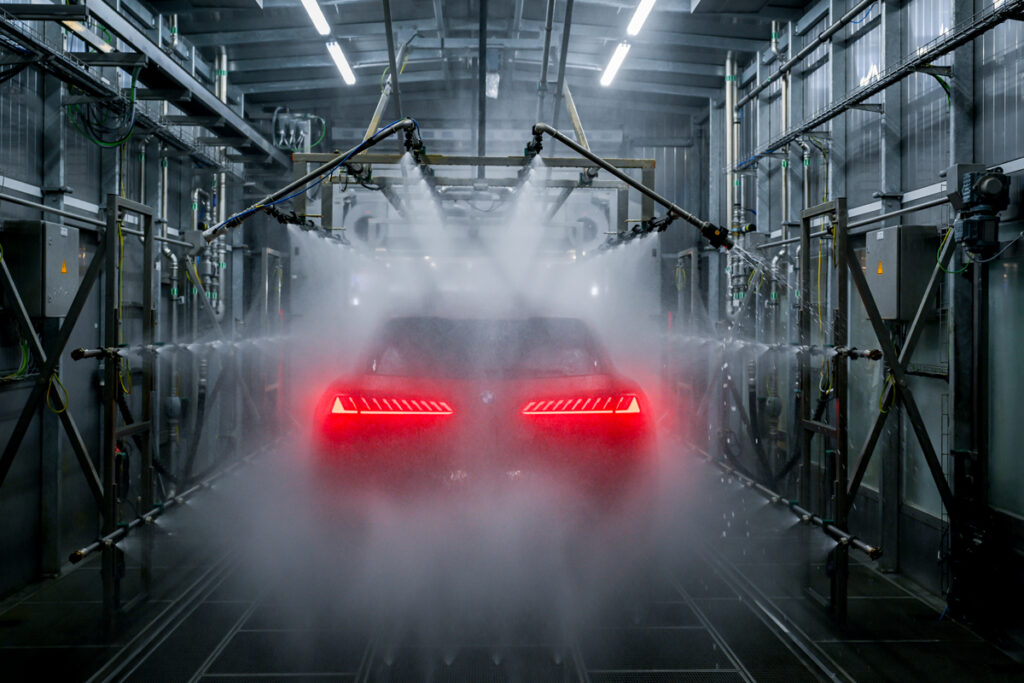 Uzina BMW Debrecen AutoExpert