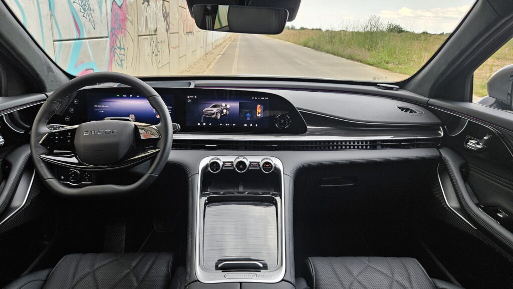 Omoda 9 Black Edition AutoExpert