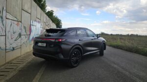 Omoda 9 Black Edition AutoExpert