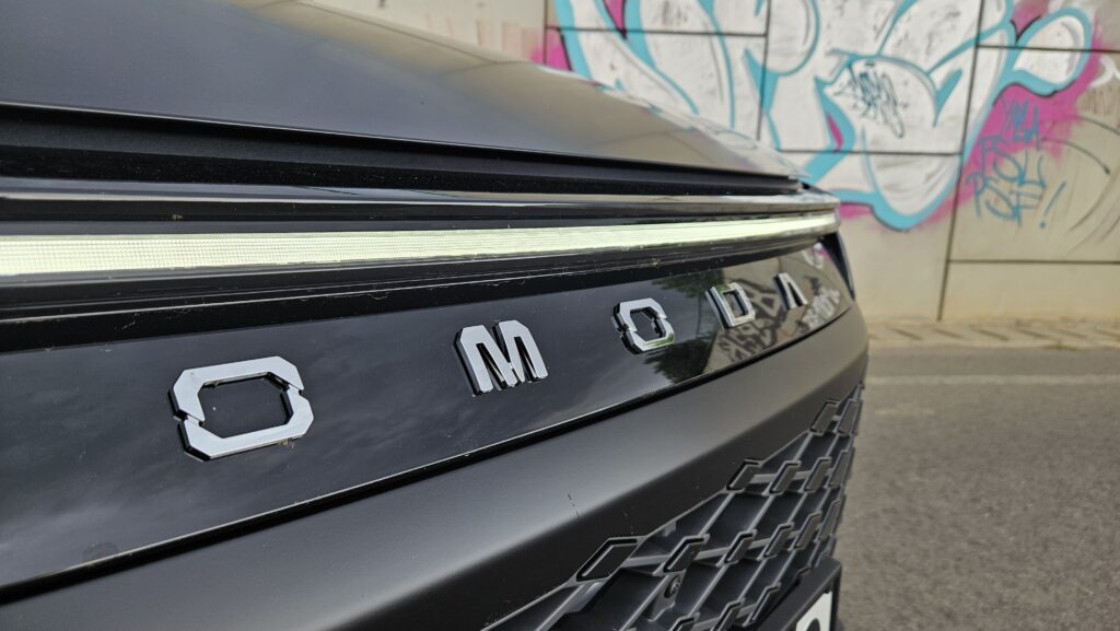 Omoda 9 Black Edition AutoExpert