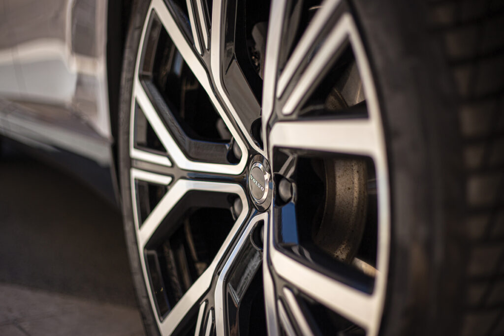 Volvo ES90 la Palatul Suter AutoExpert