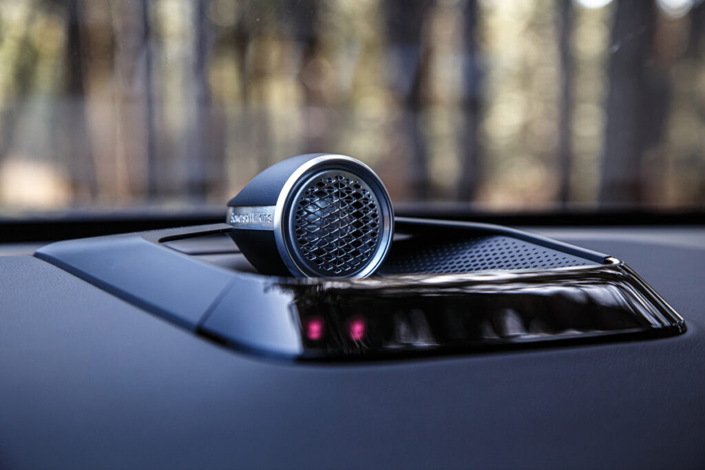 Volvo ES90 la Palatul Suter AutoExpert