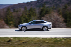 Volvo ES90 la Palatul Suter AutoExpert