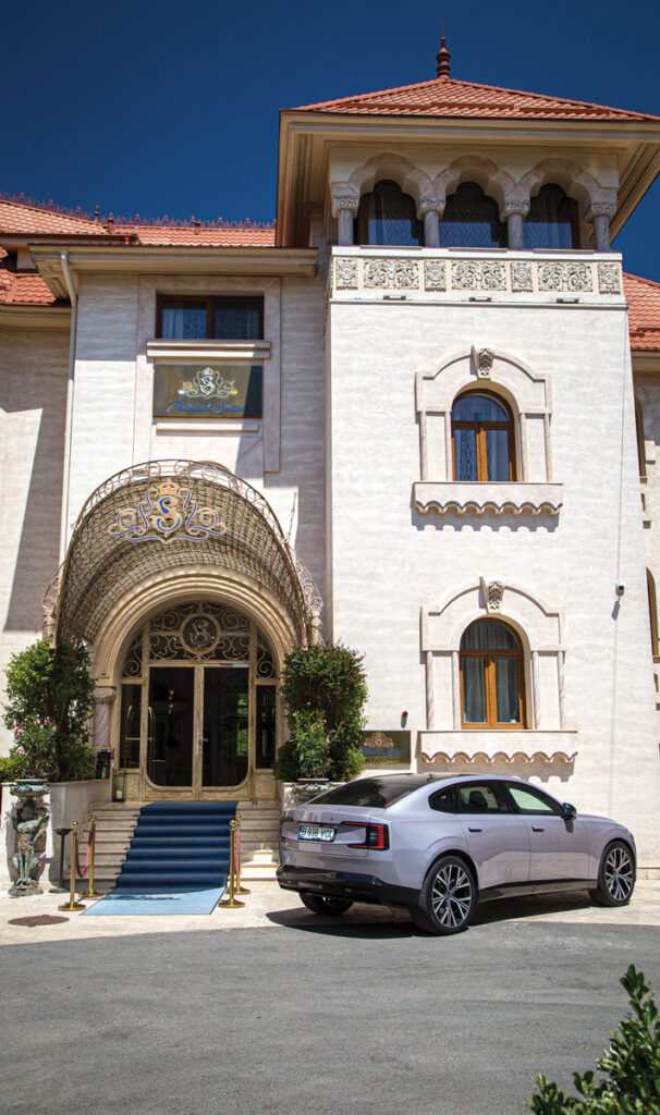 Volvo ES90 la Palatul Suter AutoExpert