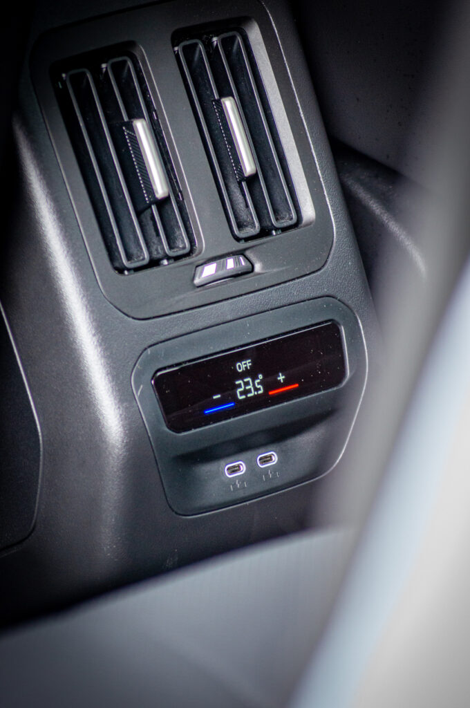 BMW iX3 AutoExpert.ro