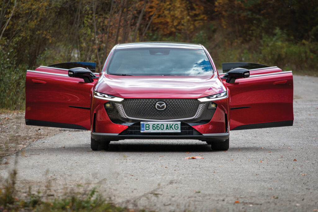 Mazda6e AutoExpert