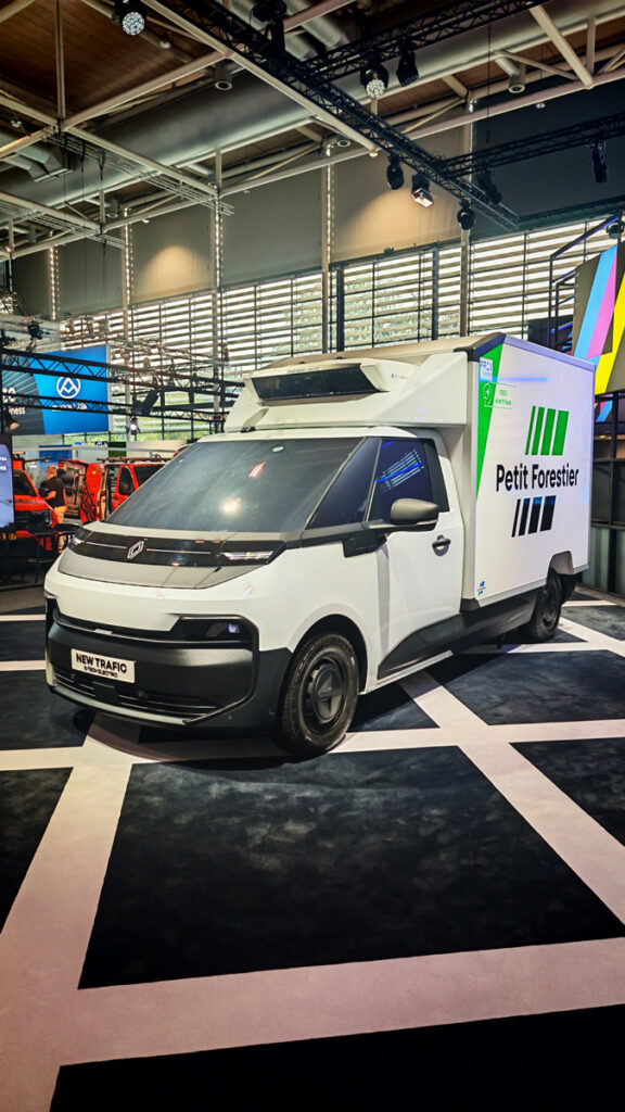 Renault Trafic E-Tech electric AutoExpert