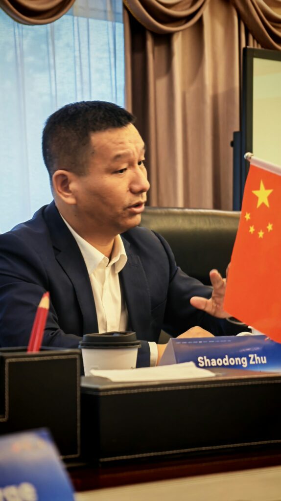Zhu Shaodong, AutoExpert